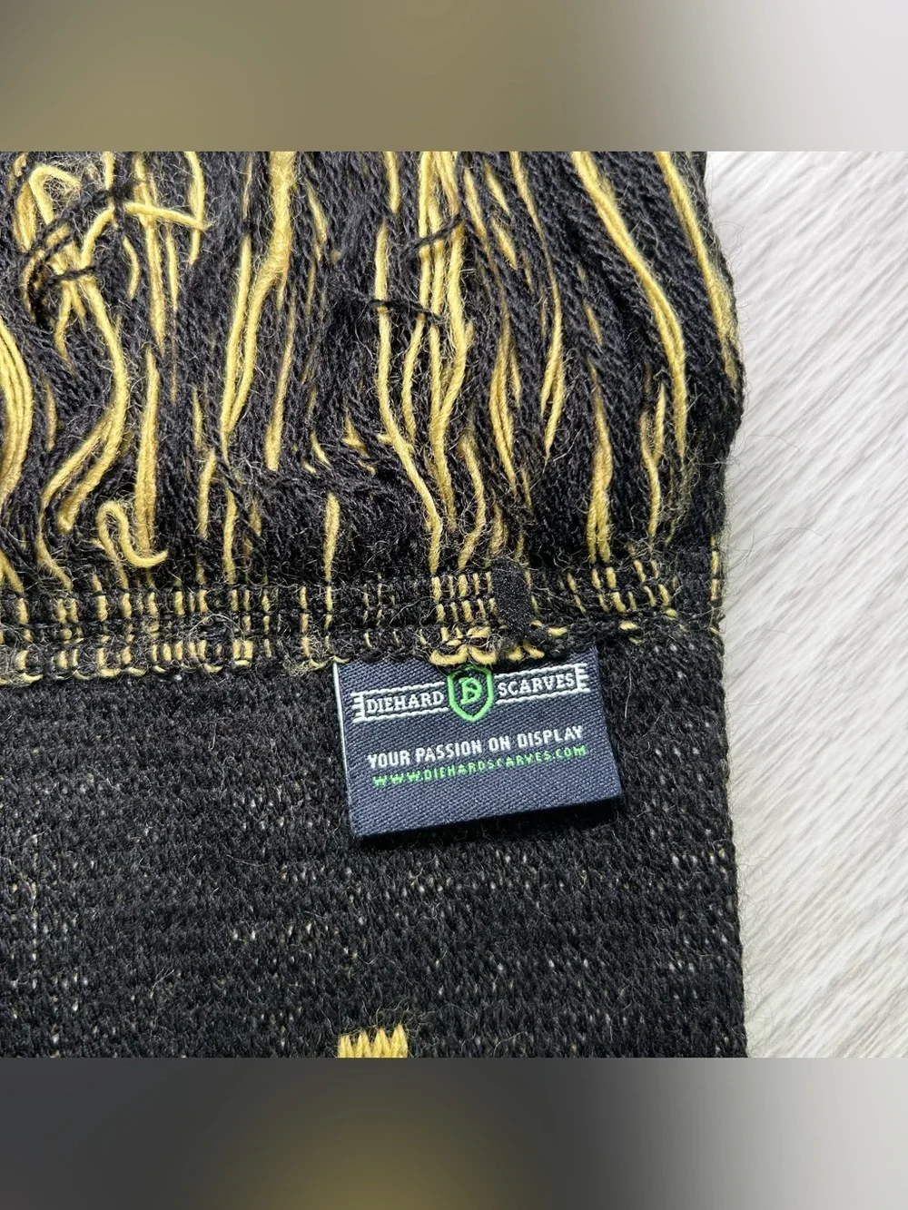 Wake Forest Demon Deacons Classic Knitted Scarf Diehard Scarves 63”x7” OS